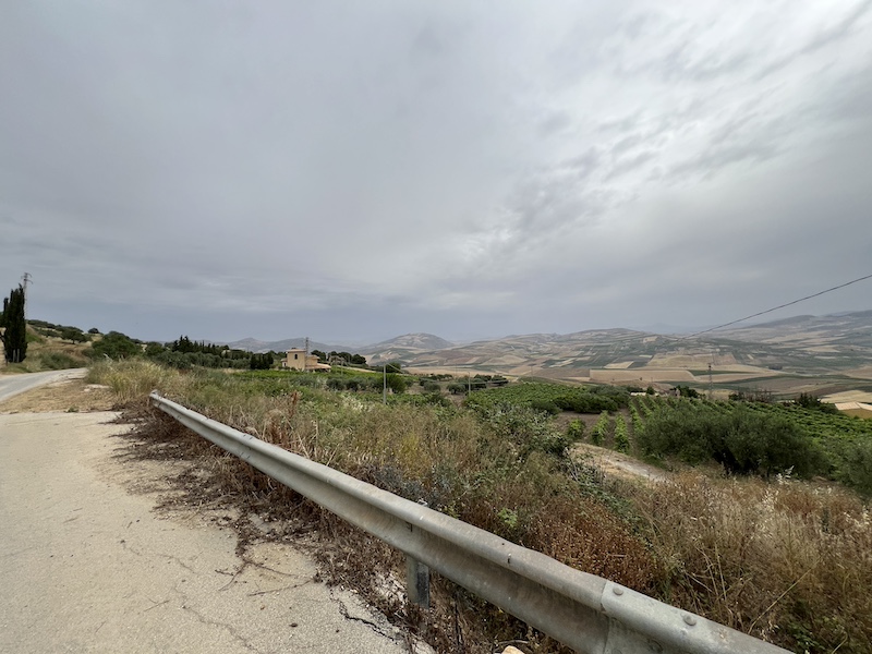 Tolle Landschaft auf dem Weg nach Palermo